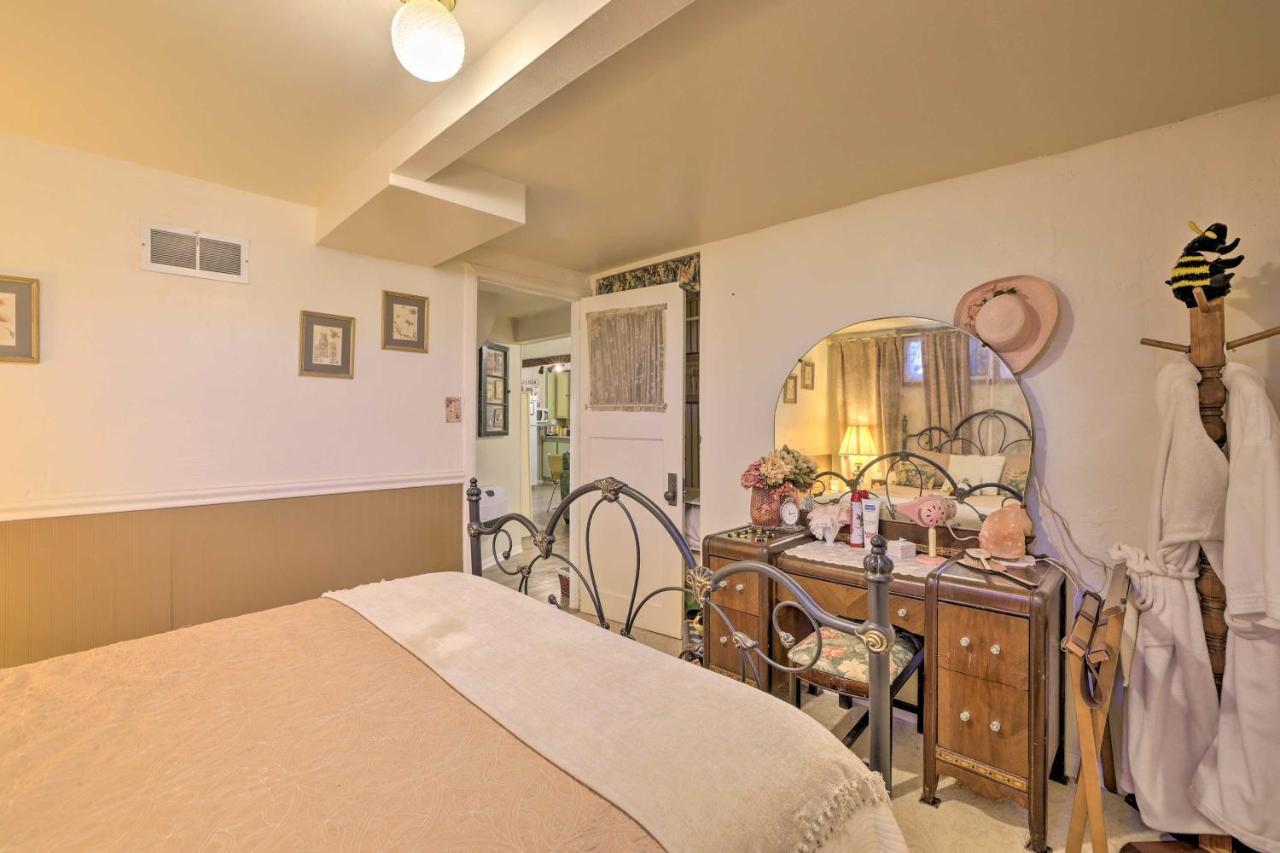 Cozy And Vintage Cedar City Apartment With Fire Pit! Kültér fotó