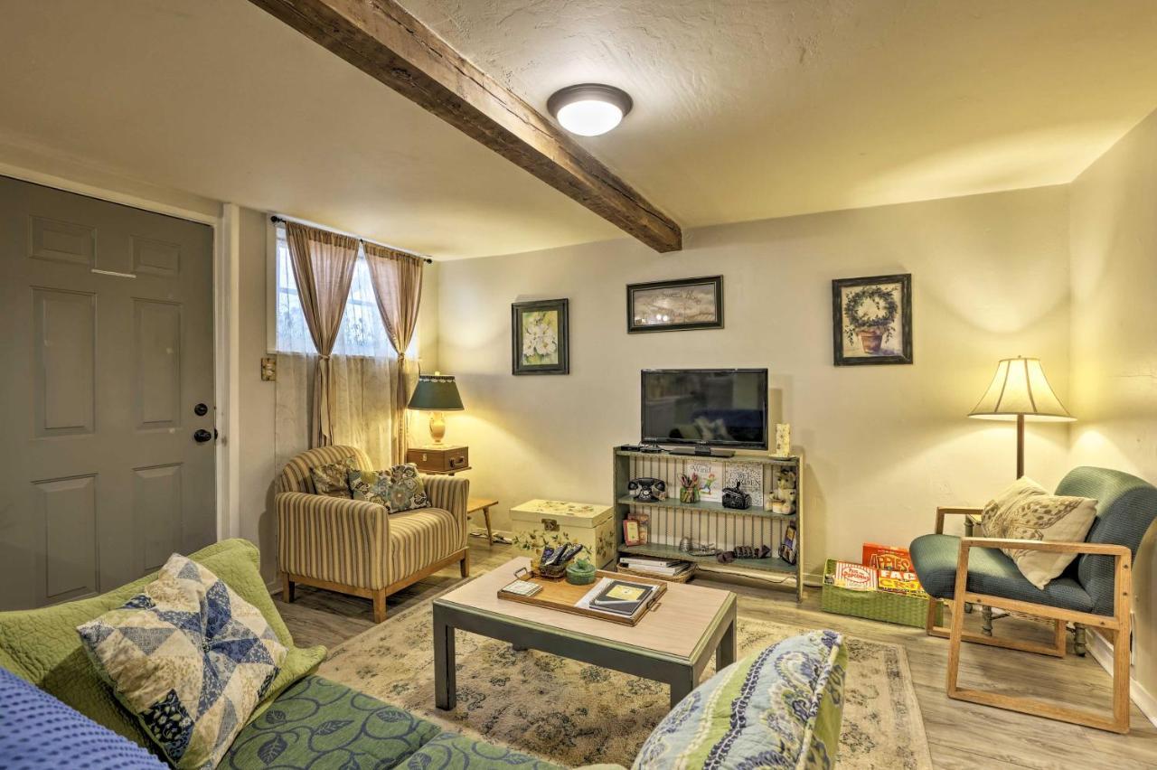 Cozy And Vintage Cedar City Apartment With Fire Pit! Kültér fotó